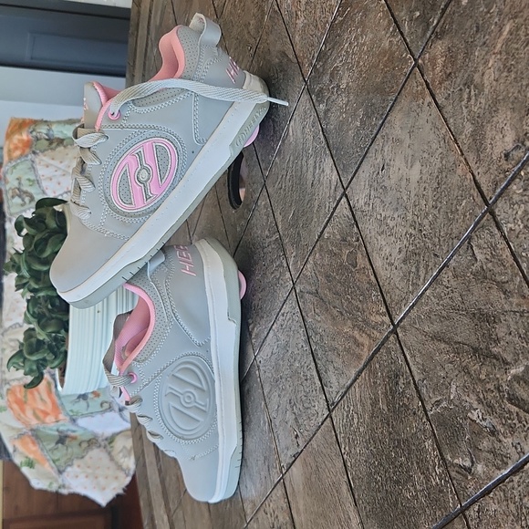 Heelys Voyager HE100715 Skate Shoe Sneaker Pink/Gray Youth Size 4 - Picture 5 of 7